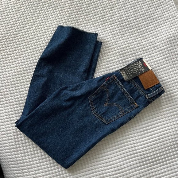 Levi's |  Premium Ribcage Straight Ankle Women's Jeans - Picture 9 of 15